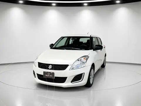 Suzuki Swift GA usado (2017) color Blanco precio $179,000