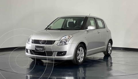 Suzuki Swift 1.5L usado (2010) color Plata precio $92,999