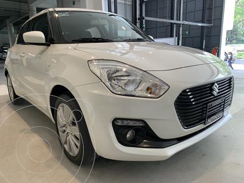 foto Suzuki Swift GLS usado (2018) color Blanco precio $204,000