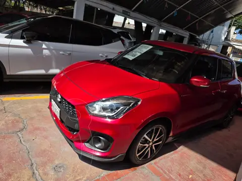 Suzuki Swift GLS usado (2022) color Rojo precio $298,600