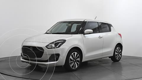 foto Suzuki Swift GLX usado (2019) color Blanco precio $213,723