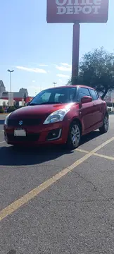Suzuki Swift GLS Aut usado (2017) color Rojo precio $175,000