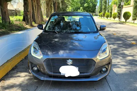 Suzuki Swift GLX Aut usado (2018) color Gris precio $245,000
