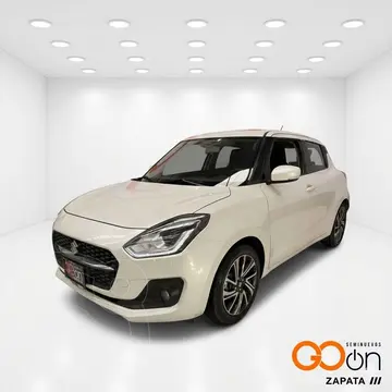 Suzuki Swift GLX Aut usado (2023) color SUZB BLANCO POP precio $269,000