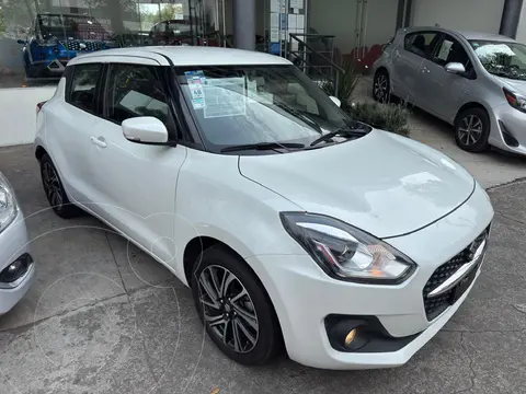 Suzuki Swift Booster Jet Aut usado (2023) color Blanco financiado en mensualidades(enganche $68,513)