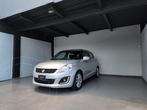 Suzuki Swift GLX usado (2017) color Plata precio $244,000