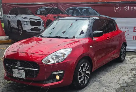 Suzuki Swift GLX Aut usado (2023) color Rojo precio $285,000