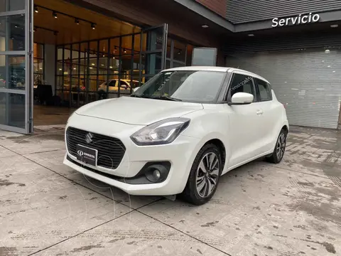 Suzuki Swift GLX usado (2020) color Blanco precio $239,000
