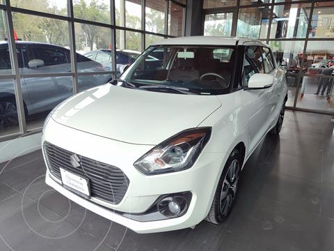 foto Suzuki Swift GLX usado (2020) color Blanco precio $262,000