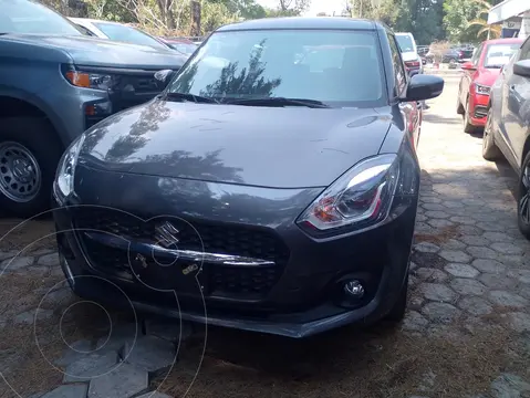 Suzuki Swift GLX Aut usado (2024) color Gris Acero precio $300,000