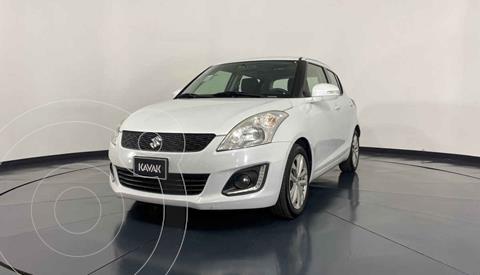 foto Suzuki Swift GLX Aut usado (2014) color Blanco precio $164,999