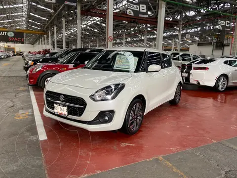 Suzuki Swift GLX usado (2024) color Blanco financiado en mensualidades(enganche $75,000 mensualidades desde $7,900)