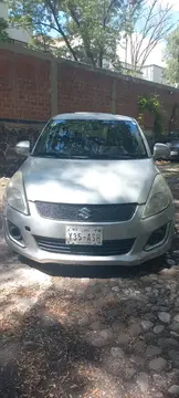 Suzuki Swift GLX usado (2013) color Gris precio $70,000