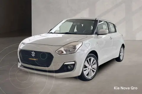 Suzuki Swift GLS Aut usado (2020) color Blanco financiado en mensualidades(enganche $61,312 mensualidades desde $5,263)
