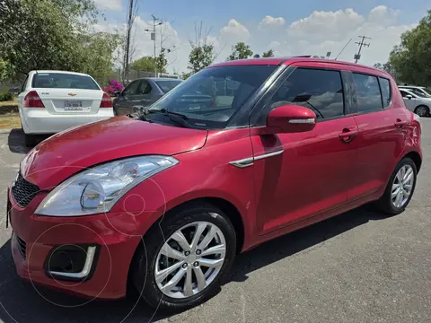 Suzuki Swift GLS usado (2017) color Rojo precio $143,000