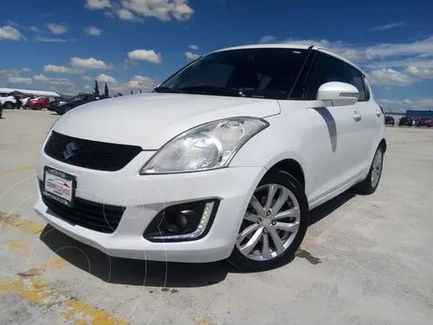 Suzuki Swift GLX usado (2014) color Blanco financiado en mensualidades(enganche $56,100)