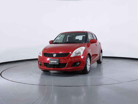 Suzuki Swift GLS Aut usado (2013) color Rojo precio $172,999