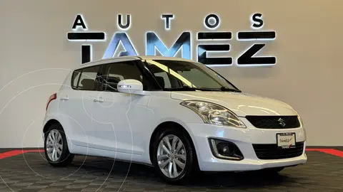 Suzuki Swift GLX Aut usado (2015) color Blanco precio $158,000