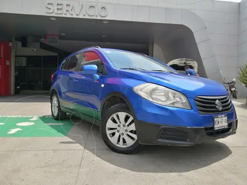 Suzuki SX4 Sedan 2.0L usado (2015) color Azul precio $215,800