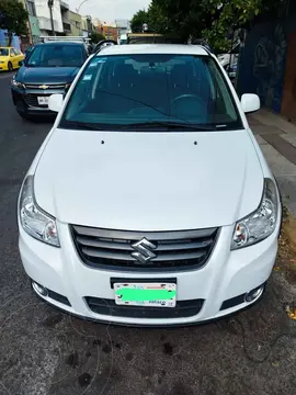 Suzuki SX4 X-Over 2.0L usado (2013) color Blanco precio $130,000