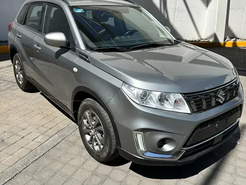 Suzuki Vitara GLX Aut usado (2022) color Gris precio $295,000