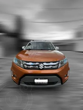 Suzuki Vitara GLX Aut usado (2016) color Naranja precio $265,000