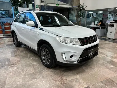 Suzuki Vitara GLX Aut usado (2022) color Blanco precio $299,000