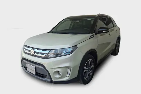 Suzuki Vitara GLX Aut usado (2018) color Crema precio $258,000
