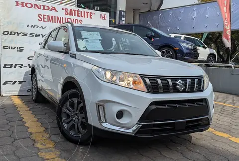 Suzuki Vitara GLX Aut usado (2022) color Blanco precio $265,000