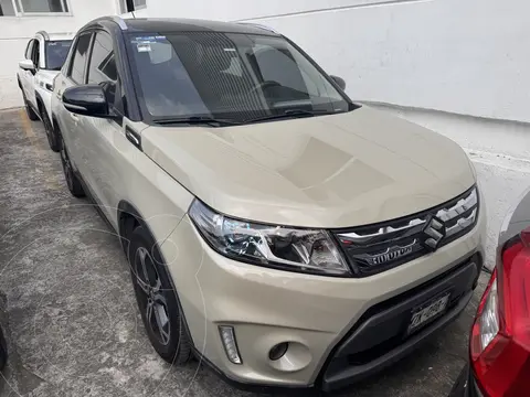 Suzuki Vitara GLX Aut usado (2018) color Crema precio $255,000