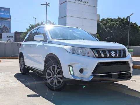 Suzuki Vitara GLX Aut usado (2022) color Blanco precio $298,000