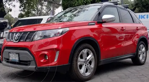 Suzuki Vitara GLX usado (2017) color Rojo precio $287,000