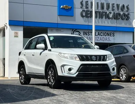 Suzuki Vitara GLX Aut usado (2022) color Blanco precio $310,000