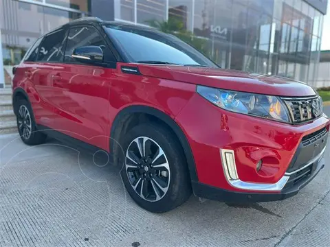 Suzuki Vitara Boosterjet usado (2023) color Rojo precio $380,000
