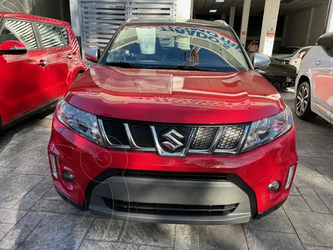 Suzuki Vitara GLX usado (2017) color Rojo Tinto precio $289,900