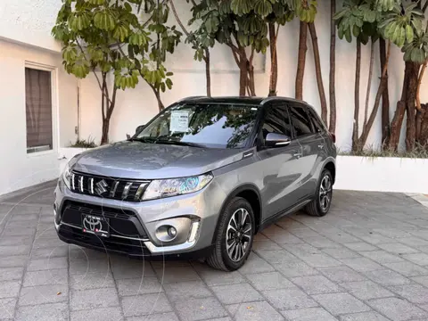 Suzuki Vitara GLX Aut usado (2020) color Gris precio $330,000