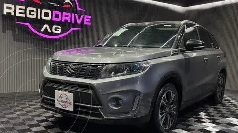 Suzuki Vitara GLX Aut usado (2019) color Gris Acero financiado en mensualidades(enganche $63,000 mensualidades desde $8,700)