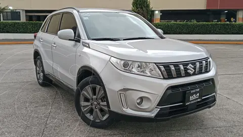 Suzuki Vitara GLS Aut usado (2019) color plateado precio $269,800