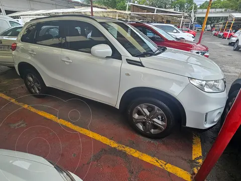 Suzuki Vitara GLS usado (2018) color Blanco precio $249,900