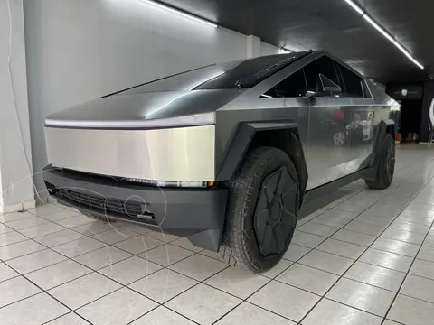 foto Tesla Cybertruck Single Motor RWD usado (2024) color Gris precio $2,789,000
