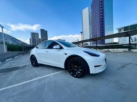 Tesla Model Y Peformance usado (2023) color Blanco precio $747,150