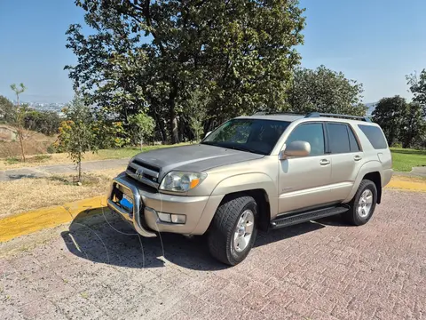 Toyota 4 Runner Limited 3rd Row usado (2005) color Oro precio $150,000