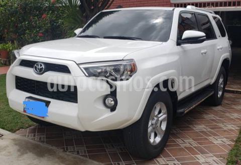 foto Toyota 4Runner Sr5 V6,3.4i,24v A 2 2 usado (2015) color Blanco precio Bs.40.000