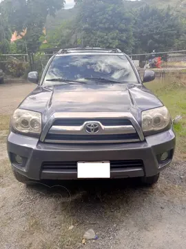 Toyota 4Runner 4x2 usado (2007) color Gris precio u$s22.000