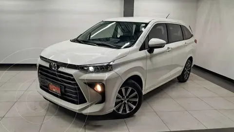 Toyota Avanza XLE usado (2022) color Blanco precio $320,000