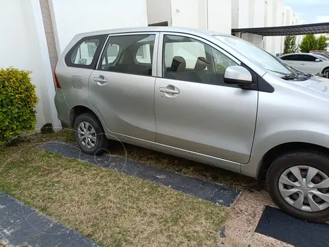 Toyota Avanza Premium Aut (99Hp) usado (2013) color Plata precio $165,000