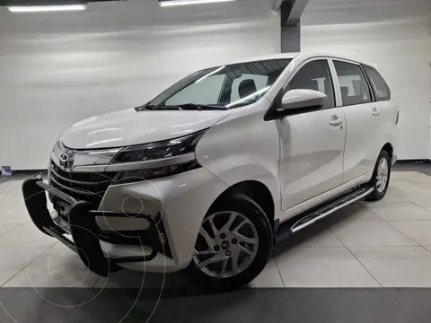 Toyota Avanza XLE usado (2021) color Blanco financiado en mensualidades(enganche $64,900 mensualidades desde $6,402)