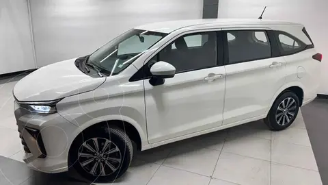 Toyota Avanza XLE Aut usado (2025) color Blanco financiado en mensualidades(enganche $82,388 mensualidades desde $8,127)
