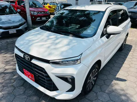 Toyota Avanza XLE Aut usado (2024) color Blanco precio $387,000