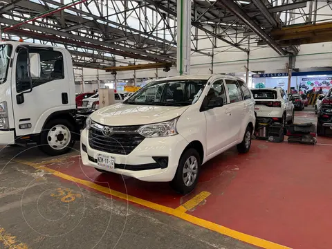 Toyota Avanza LE Aut usado (2016) color Blanco financiado en mensualidades(enganche $42,800 mensualidades desde $3,800)